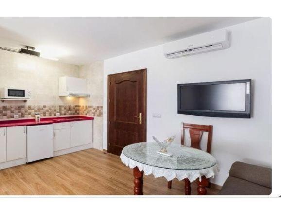 Apartamento En 奥维拉 外观 照片